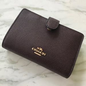 Pebbled Leather Coach Wallet